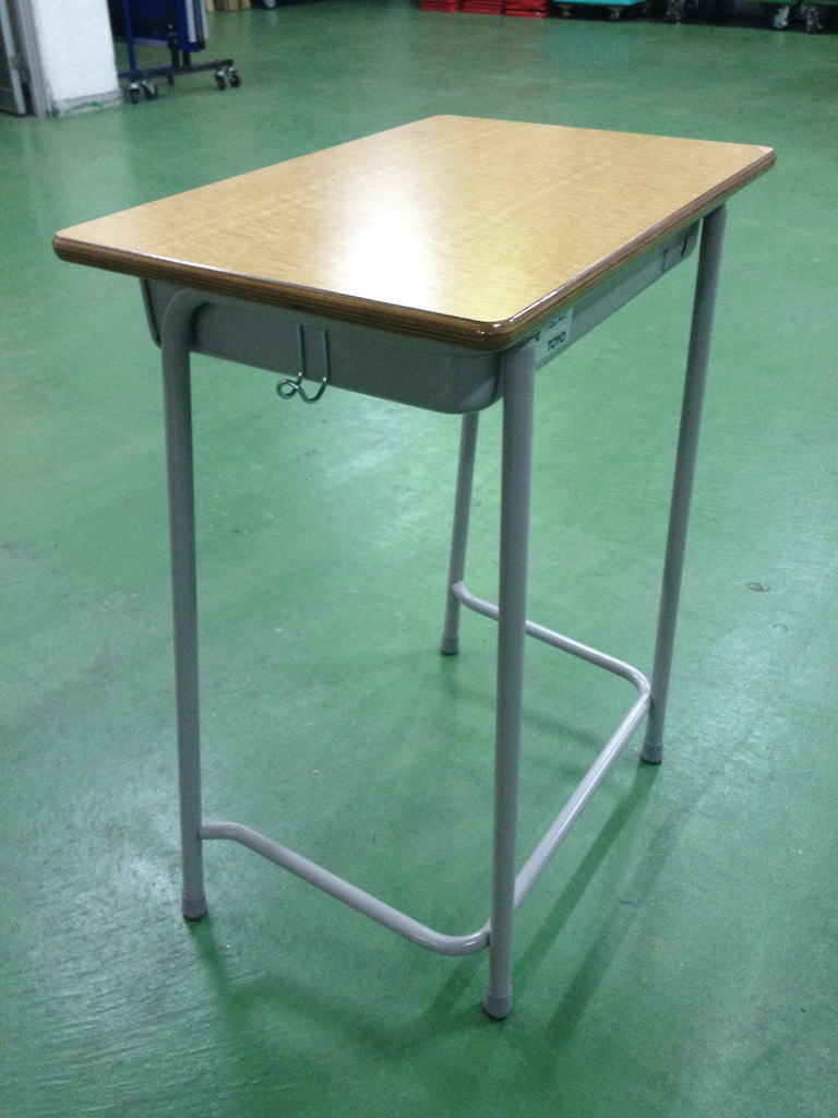 学校机 イス