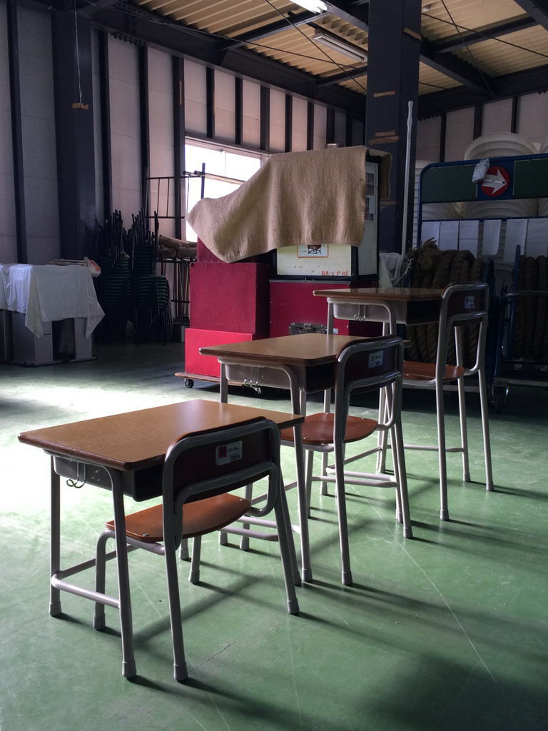学校机