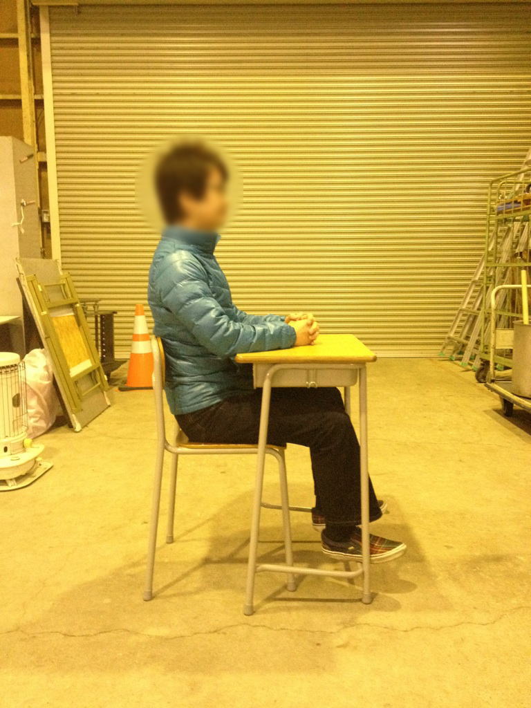 学校机 イス