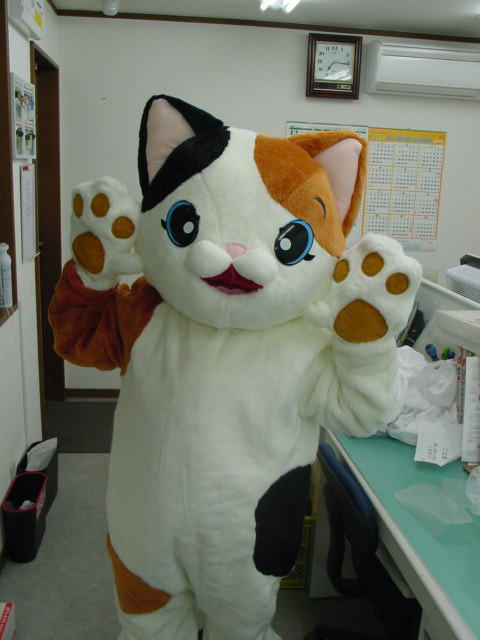 着ぐるみ　ミケネコ