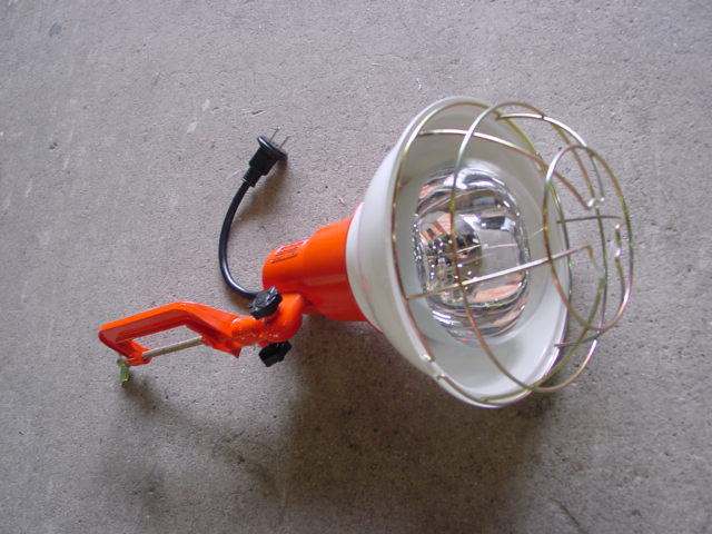 投光器