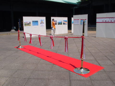 金ポール レンタル