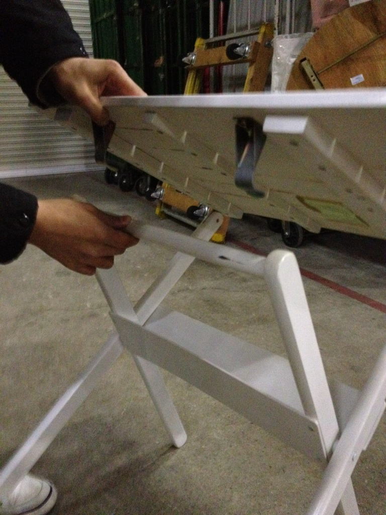 ディレクターテーブル（角）